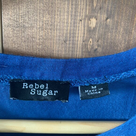 Rebel Sugar Graphic Tee Women's Size M - Picture 3 of 4
